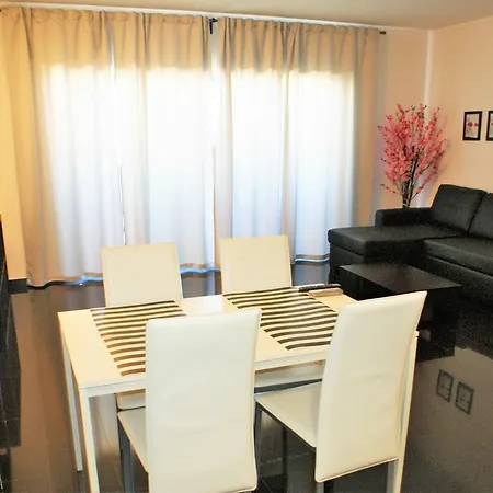 Апартаменти Rocha Tower 15c *