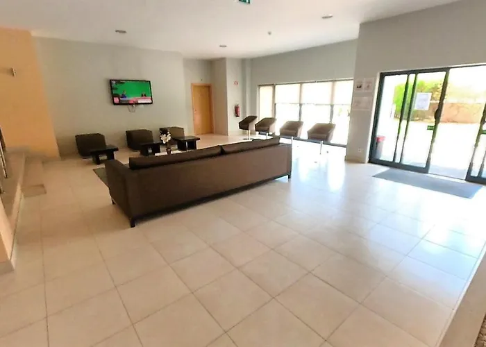 Rocha Tower 15c Apartment