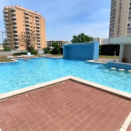 Turisticos Rocha Tower 15c *