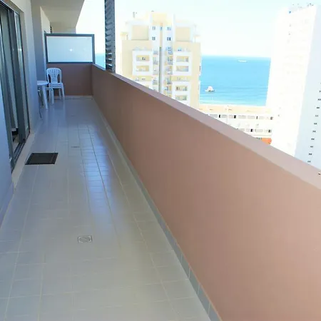 Appartamento Rocha Tower 15c *